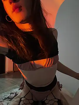 Snapshot of Lilith_Sex12 chatting on May 28, 2026, 4:54 am Lilith Sex12 online show from May 28, 2026, 4:54 am