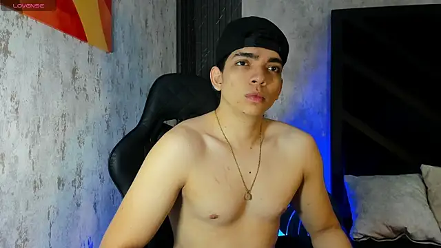 Eryonbradley online show from May 29, 2026, 12:08 am