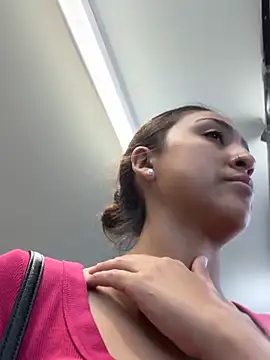 Snapshot of Sonnysoles chatting on November 11, 2025, 8:09 pm Sonnysoles online show from November 11, 2025, 8:09 pm