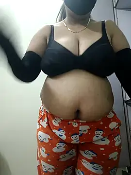 Snapshot of Bhabhiji1 chatting on February 1, 2026, 6:06 pm Bhabhiji1 online show from February 1, 2026, 6:06 pm