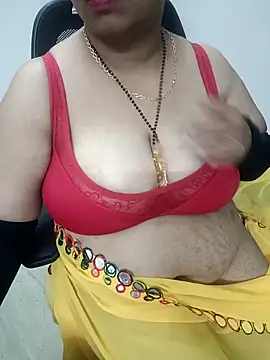 Snapshot of Bhabhiji1 chatting on April 24, 2026, 7:16 pm Bhabhiji1 online show from April 24, 2026, 7:16 pm