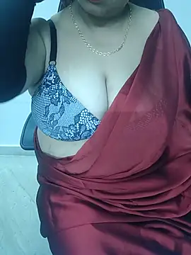 Snapshot of Bhabhiji1 chatting on May 10, 2026, 6:24 pm Bhabhiji1 online show from May 10, 2026, 6:24 pm