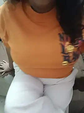 Snapshot of Bhabhiji1 chatting on May 17, 2026, 1:40 pm Bhabhiji1 online show from May 17, 2026, 1:40 pm