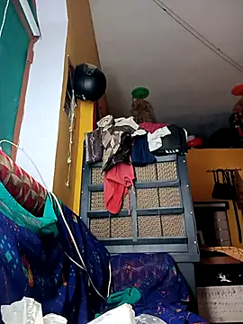 Sonam pandeyji online show from November 2, 2025, 3:03 pm