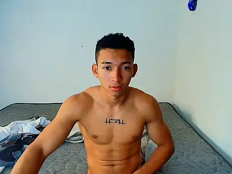 Snapshot of JuanchiT66 chatting on November 14, 2025, 8:02 am JuanchiT66 online show from November 14, 2025, 8:02 am