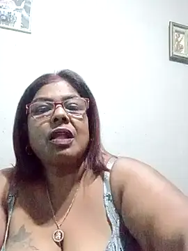 Snapshot of mileesha chatting on July 3, 2026, 6:25 pm mileesha online show from July 3, 2026, 6:25 pm
