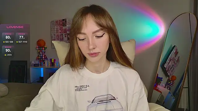 Lunainnk online show from November 11, 2025, 12:54 am