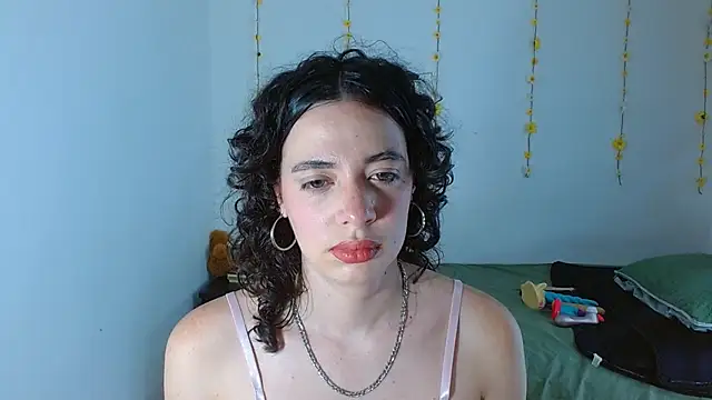 sajecrismaa online show from February 6, 2026, 7:17 pm