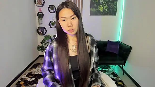 LunaPurrr online show from November 23, 2025, 11:37 pm