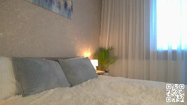 MagicCutie online show from April 10, 2026, 8:19 am