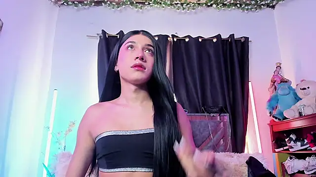 KristallSwan online show from March 25, 2026, 1:28 pm