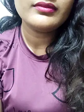 Cute pinkii online show from February 2, 2026, 7:45 pm