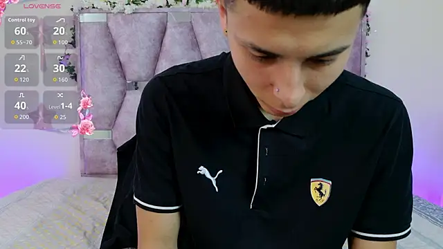 lana and liam  online show from November 28, 2025, 9:34 am