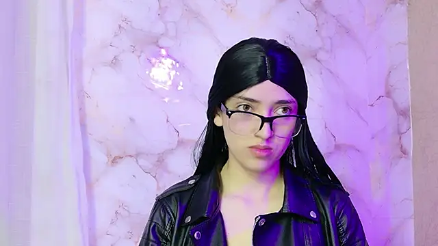 michaelmistress online show from November 7, 2025, 11:43 am