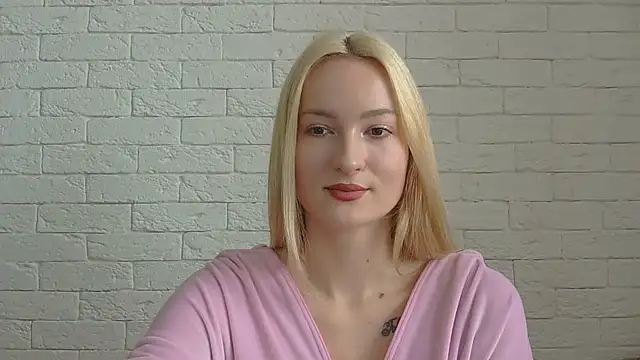 Snapshot of Alice_Sweet_01 chatting on January 9, 2026, 12:19 pm Alice Sweet 01 online show from January 9, 2026, 12:19 pm