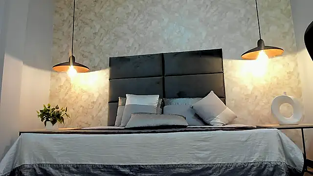 Snapshot of RaphaelDufort chatting on September 9, 2025, 11:26 pm RaphaelDufort online show from September 9, 2025, 11:26 pm