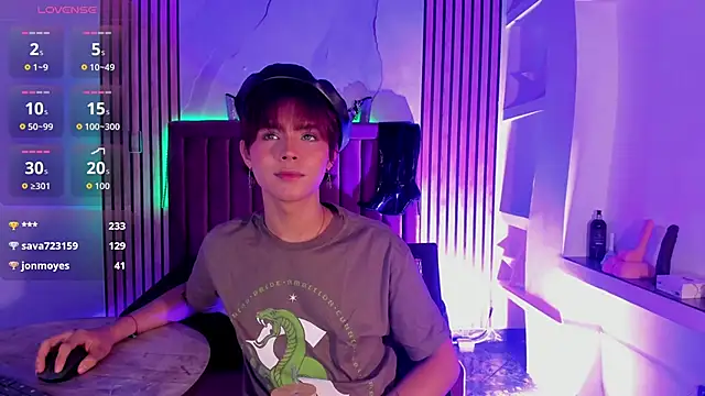 DannysaStar online show from October 4, 2025, 8:07 pm