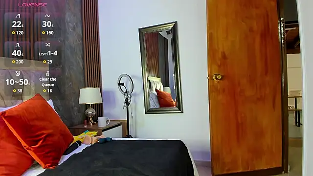 linda cabal online show from January 14, 2026, 8:47 pm