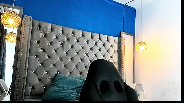 Snapshot of latinhotmuscle chatting on November 19, 2025, 6:57 am latinhotmuscle online show from November 19, 2025, 6:57 am