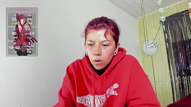 Snapshot of Raven_Rouge_ chatting on November 3, 2025, 11:26 pm Raven Rouge online show from November 3, 2025, 11:26 pm