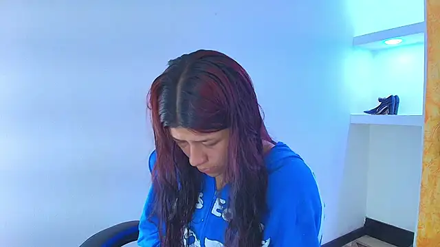 Raven Rouge  online show from January 17, 2026, 8:01 pm