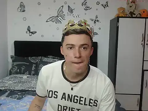 Ken bigcock77 online show from February 26, 2026, 2:54 am