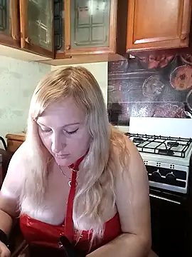 XHelenaX90 online show from November 8, 2025, 8:07 pm