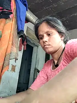 Hot-ilaiy online show from October 22, 2025, 9:20 am