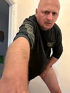 Attila120 online show from October 28, 2025, 8:07 am