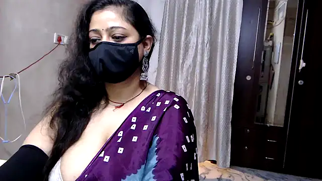 sexy indianboobs online show from June 27, 2026, 2:23 pm
