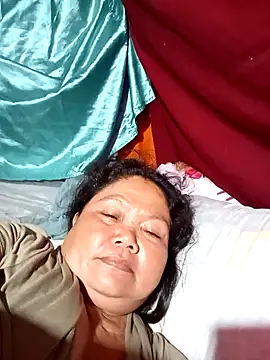 Snapshot of Mari_fvcks chatting on November 26, 2025, 8:37 am Mari fvcks online show from November 26, 2025, 8:37 am