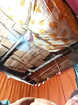 Snapshot of Mari_fvcks chatting on November 28, 2025, 7:11 am Mari fvcks online show from November 28, 2025, 7:11 am