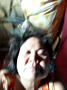 Snapshot of Mari_fvcks chatting on December 3, 2025, 6:21 am Mari fvcks online show from December 3, 2025, 6:21 am