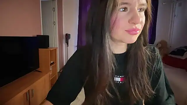 Snapshot of Ice_Bronx chatting on March 4, 2026, 9:37 am Ice Bronx online show from March 4, 2026, 9:37 am