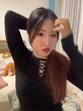 ououlovelove online show from February 21, 2026, 3:13 pm