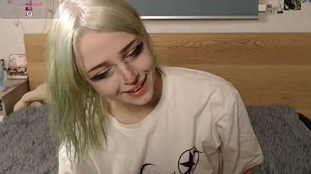 triplebakaaa online show from November 14, 2025, 10:51 pm