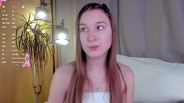 NanaMertins online show from November 27, 2025, 1:07 am