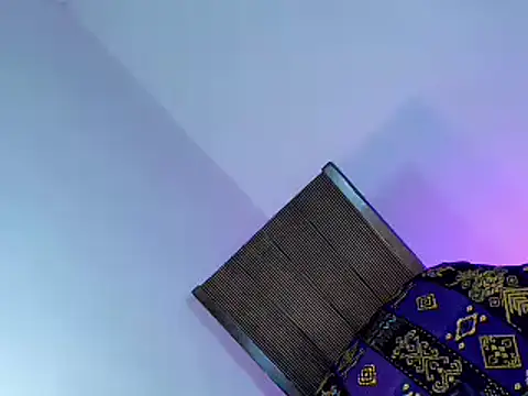 yourlovingbella online show from March 31, 2026, 2:13 am