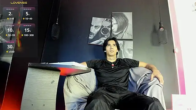 Snapshot of jett_savage chatting on November 7, 2025, 4:18 pm jett savage online show from November 7, 2025, 4:18 pm