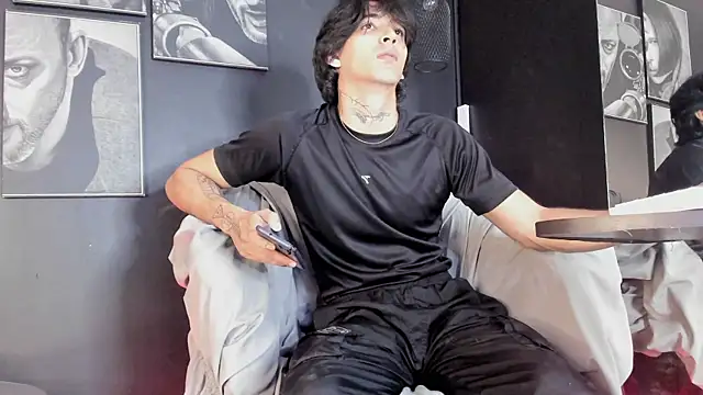 Snapshot of jett_savage chatting on November 21, 2025, 4:33 am jett savage online show from November 21, 2025, 4:33 am