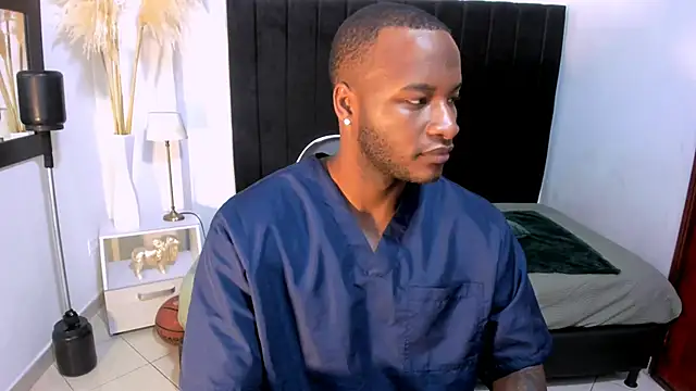 chrstian lewis1 online show from November 28, 2025, 3:14 pm