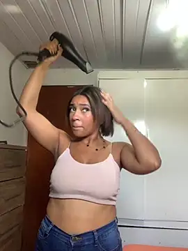 Snapshot of Crisschiavo chatting on September 19, 2025, 1:01 pm Crisschiavo online show from September 19, 2025, 1:01 pm