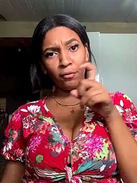 Crisschiavo online show from December 18, 2025, 1:50 pm