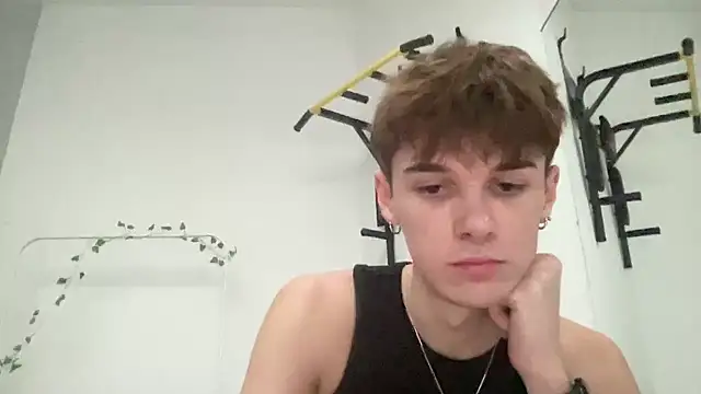 Milk Guy online show from November 27, 2025, 1:24 pm