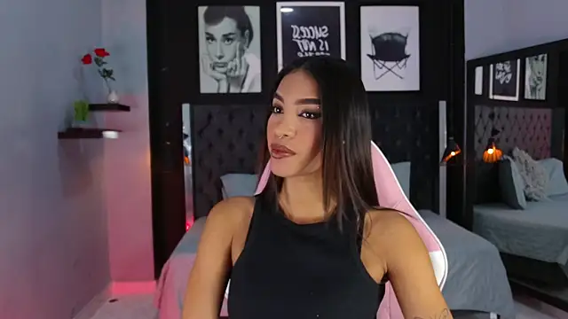 Snapshot of kitty_collins_ chatting on January 13, 2026, 11:15 am kitty collins online show from January 13, 2026, 11:15 am