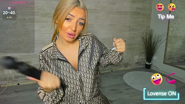 Lexi Blazee online show from September 27, 2025, 8:08 am