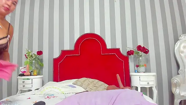 Salomee hernandez online show from November 14, 2025, 12:59 pm