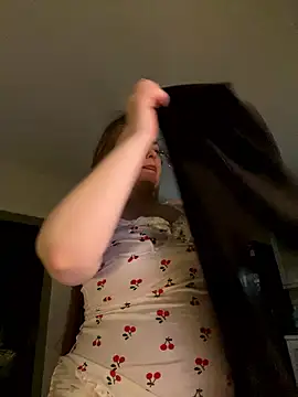 DeniMilkyyyyy online show from January 17, 2026, 5:16 pm