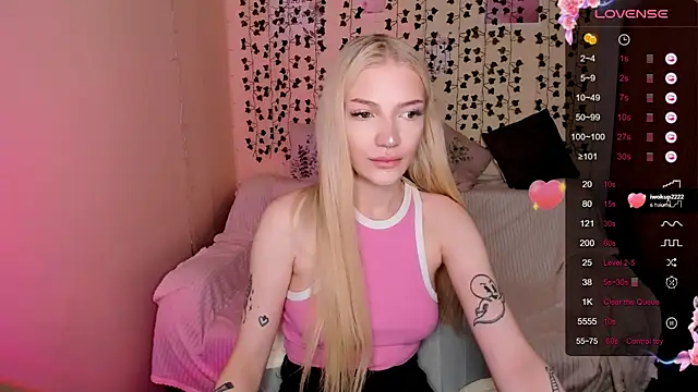 Snapshot of AnyaTaylor_ chatting on November 26, 2025, 2:23 am AnyaTaylor online show from November 26, 2025, 2:23 am