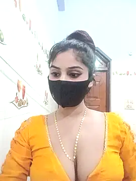 Hot-Soniya733 online show from November 21, 2025, 4:05 pm
